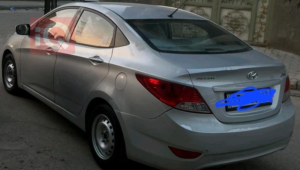 Hyundai Accent